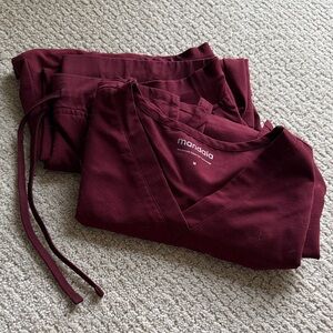 Mandala Burgundy Scrub Set